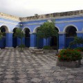 Une cour du monastère