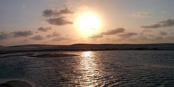 Coucher de soleil sur le Lagoa Bonita – Lençòis